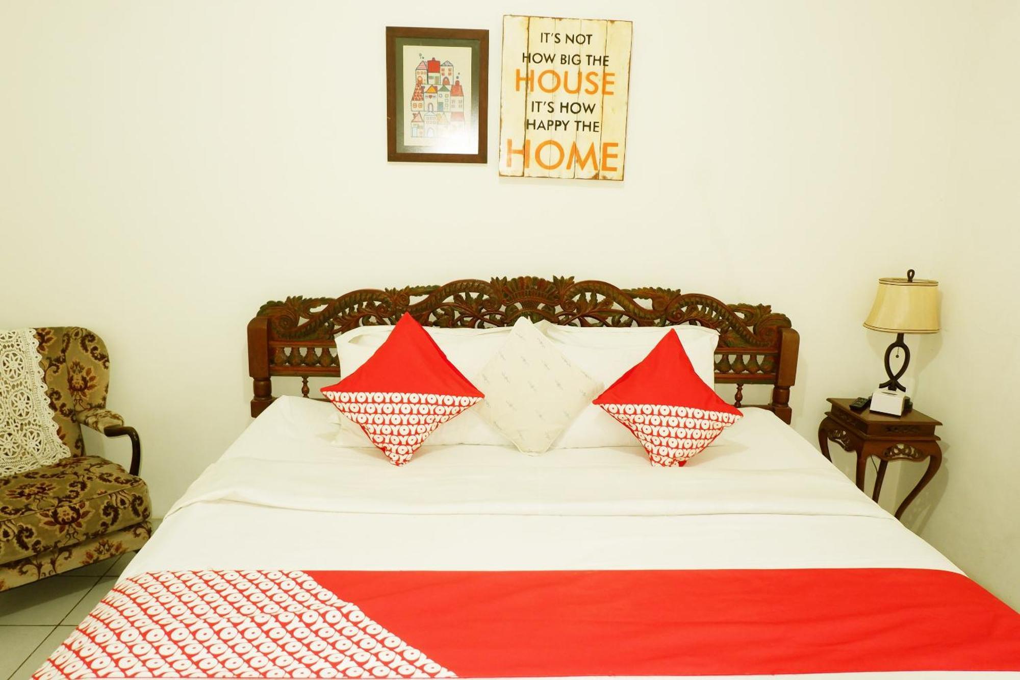 Cemara'S Homestay 바투 외부 사진